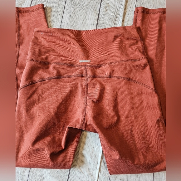Aerie •Size Medium• Chill Play Move Orange Moto Style Leggings 26 Inch Length - Picture 4 of 9